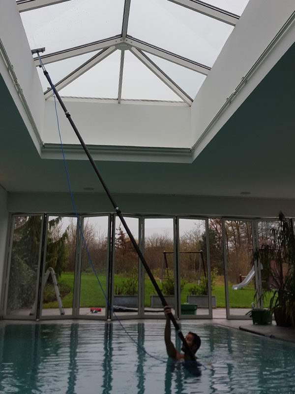 glasundboden-schwimmbadreinigung_2